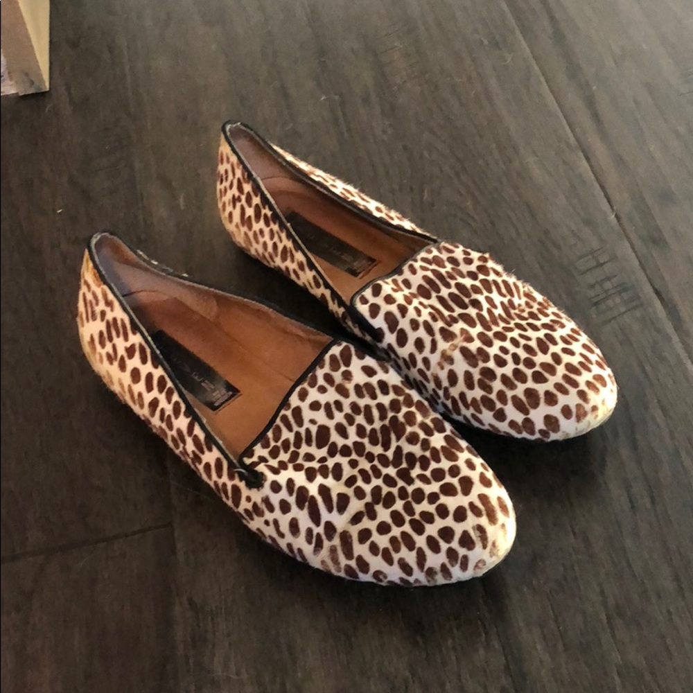 Animal Print Flat